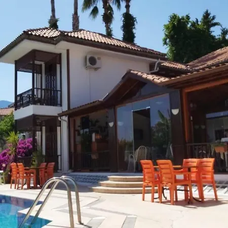 Oda ve Kahvaltı Palma Rosa 3*