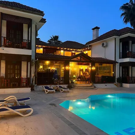 Oda ve Kahvaltı Palma Rosa 3*