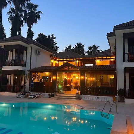 Oda ve Kahvaltı Palma Rosa