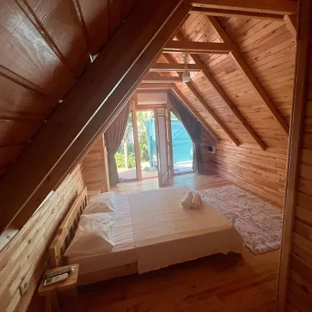 Palma Rosa Oda ve Kahvaltı 3*