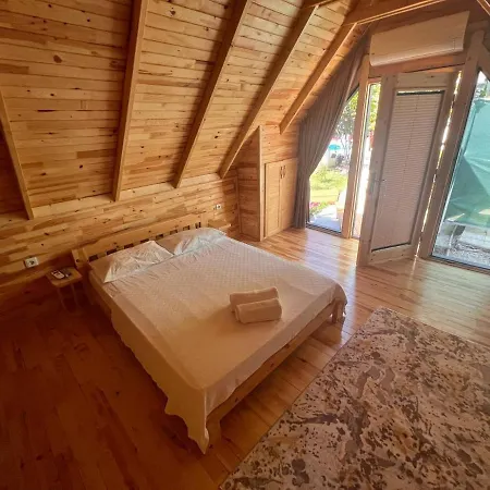 Palma Rosa Oda ve Kahvaltı Çamyuva