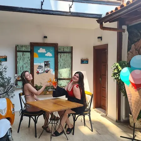 Palma Rosa Oda ve Kahvaltı 3*